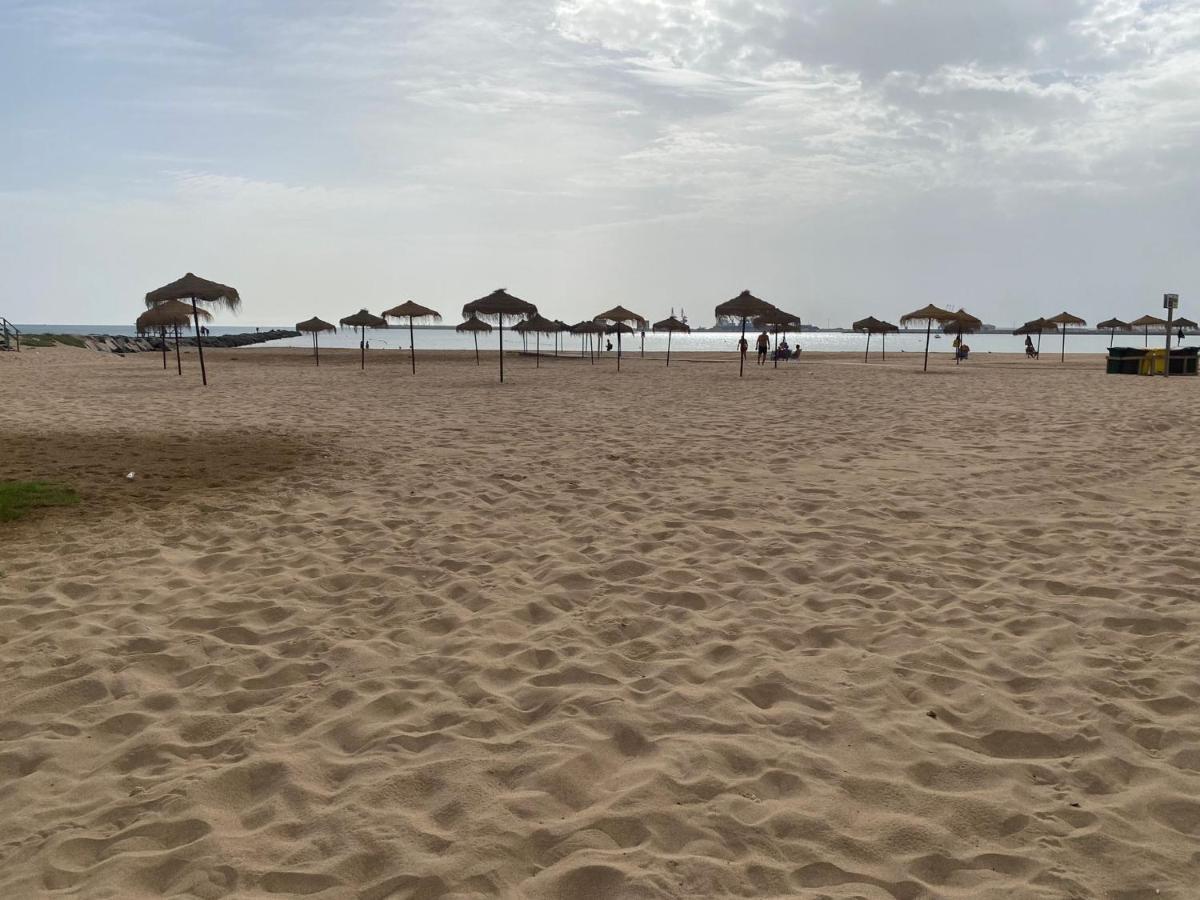 Precioso A 50 Metros De La Playa * Melilla